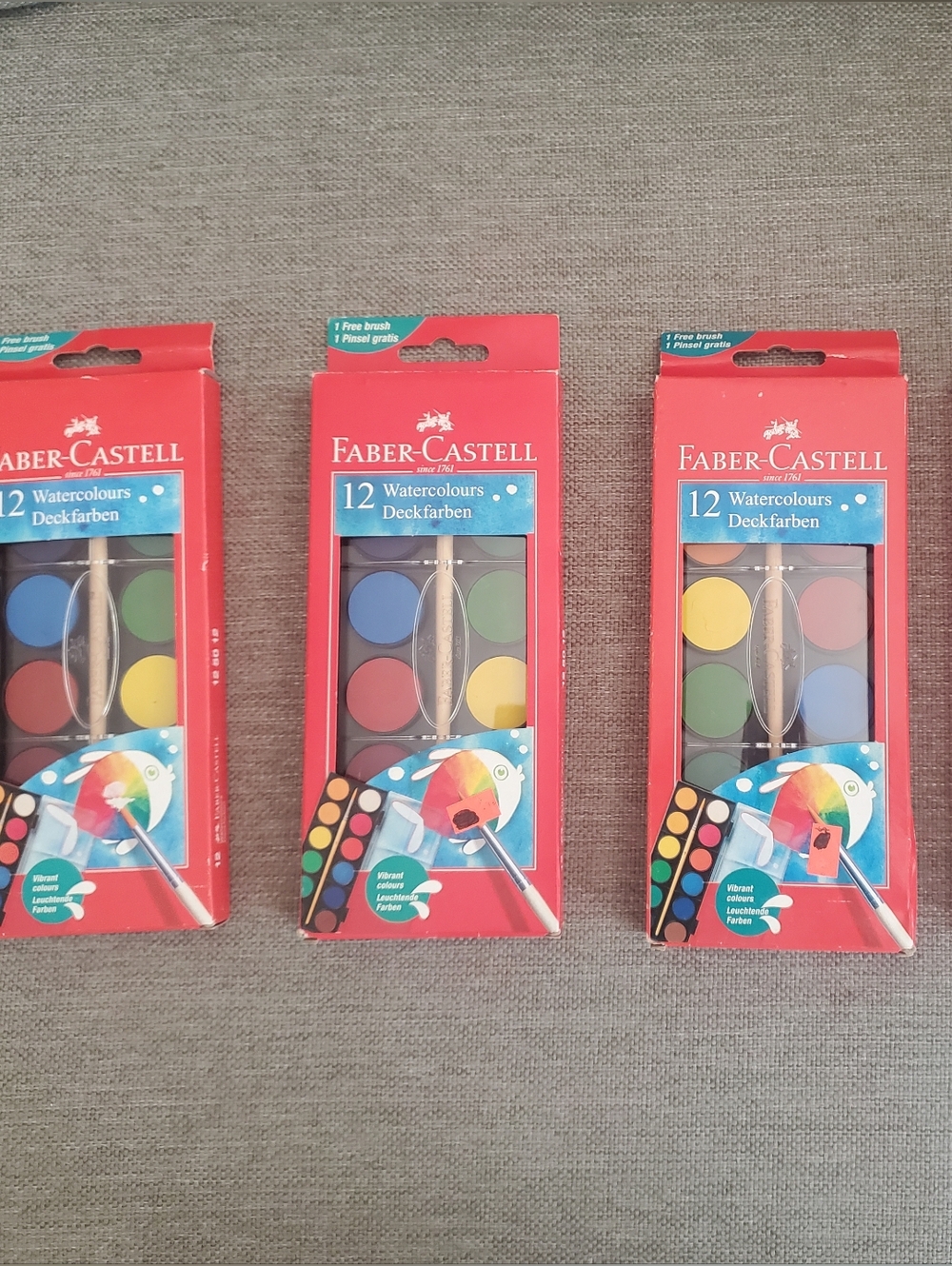 Faber-Castell 12 watercolours paint • set of 4